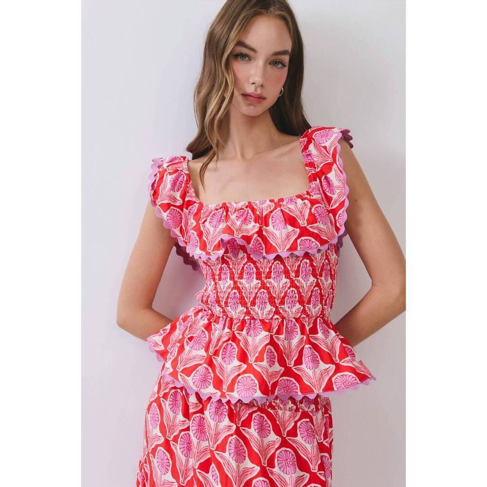 NEW TCEC penelope floral print smocked ruffle top in red